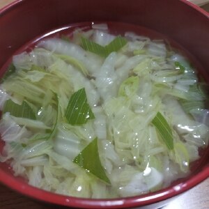 白菜とねぎの中華スープ